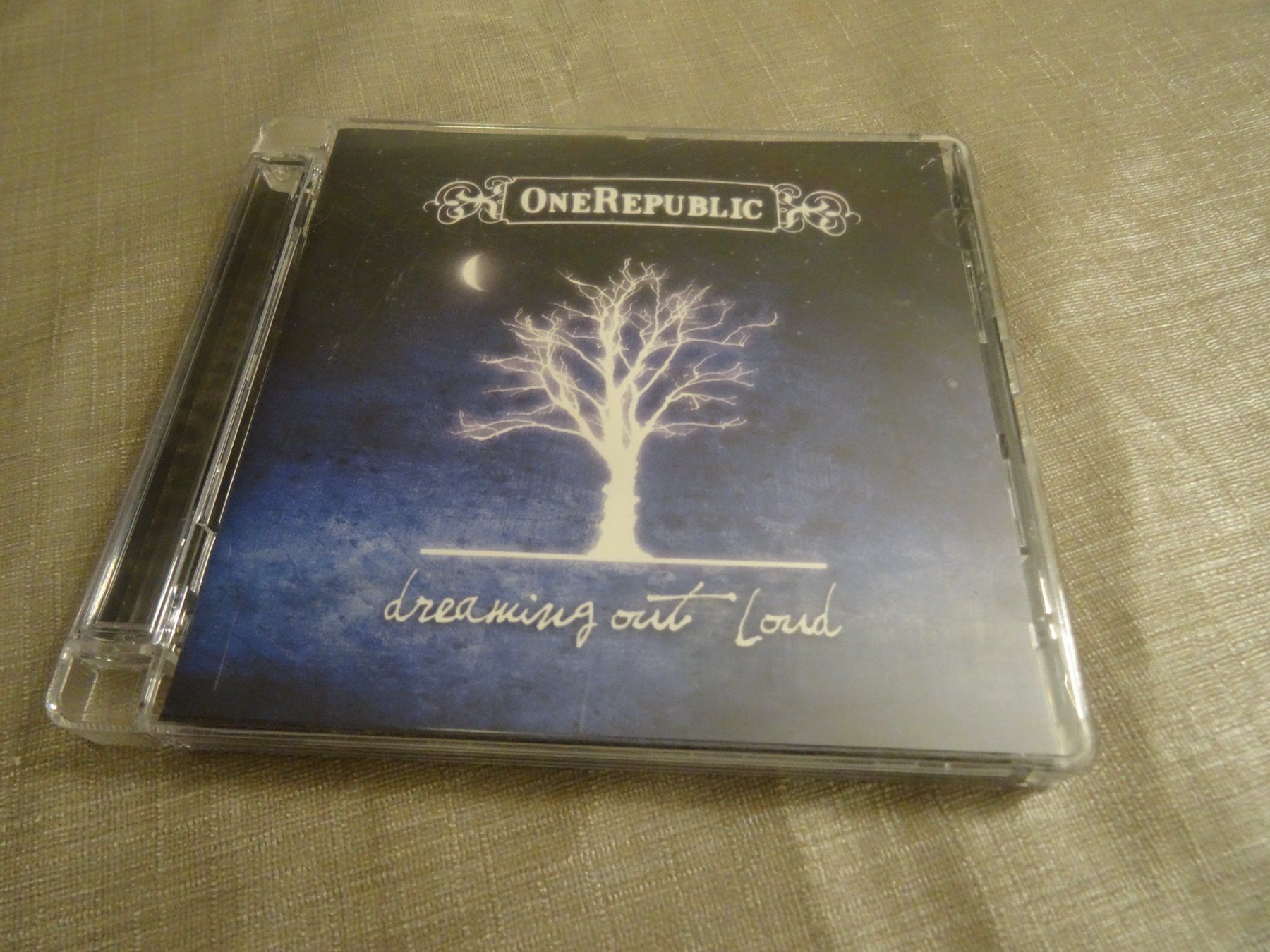 CD: OneRepublic - Dreaming Out Loud - CD – Usato da Olten venduto da Disc-Ausverkauf