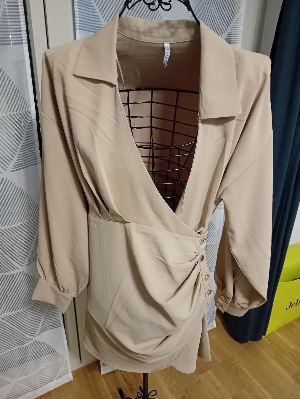 Vestiti: kleid gr M/L von Tiffosi – Nuovo (secondo la descrizione) da zürich venduto da janjaz