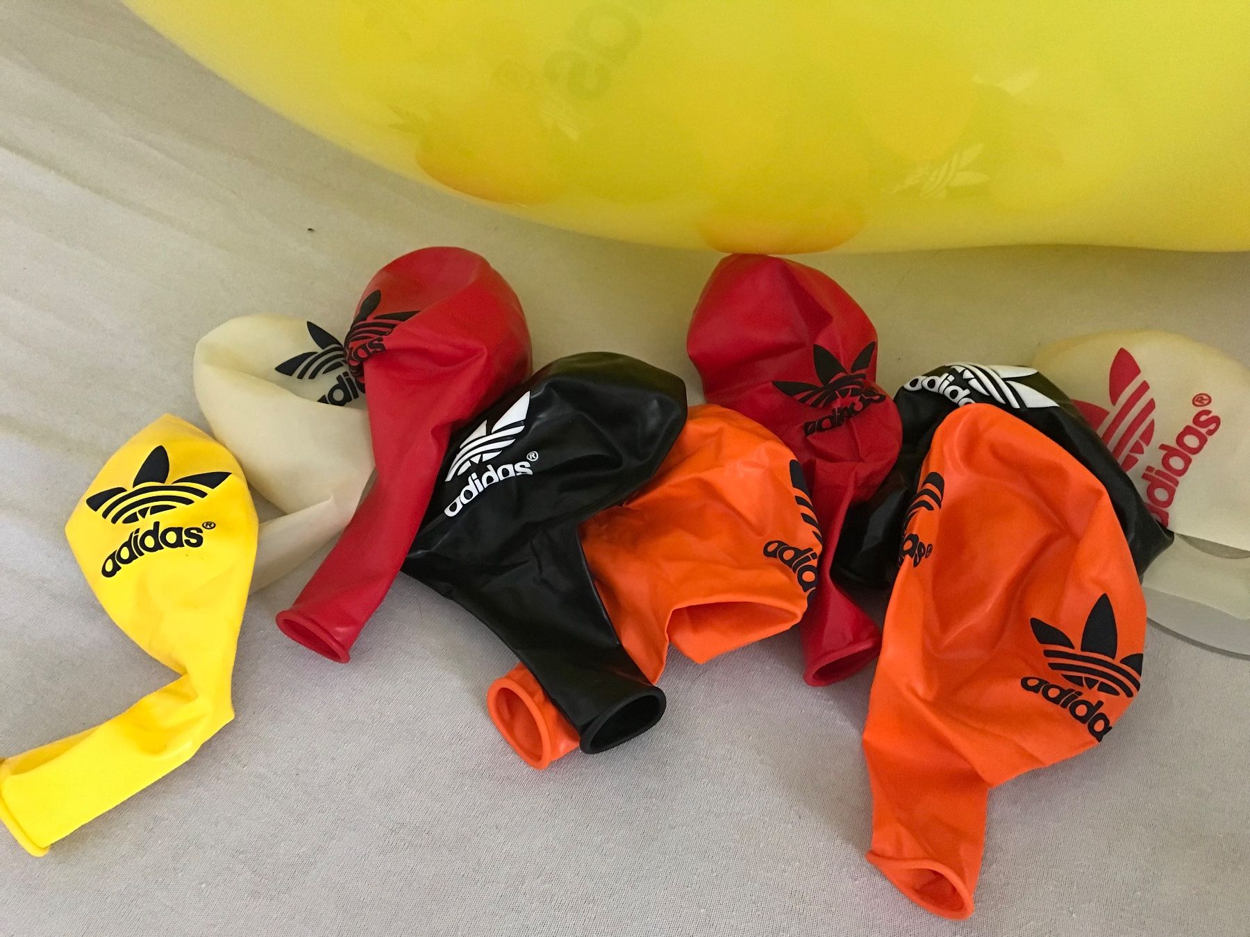Giocattoli: Grosse Luftballons , Adidas – Nuovo (secondo la descrizione) da Glis venduto da 1Hector1 2