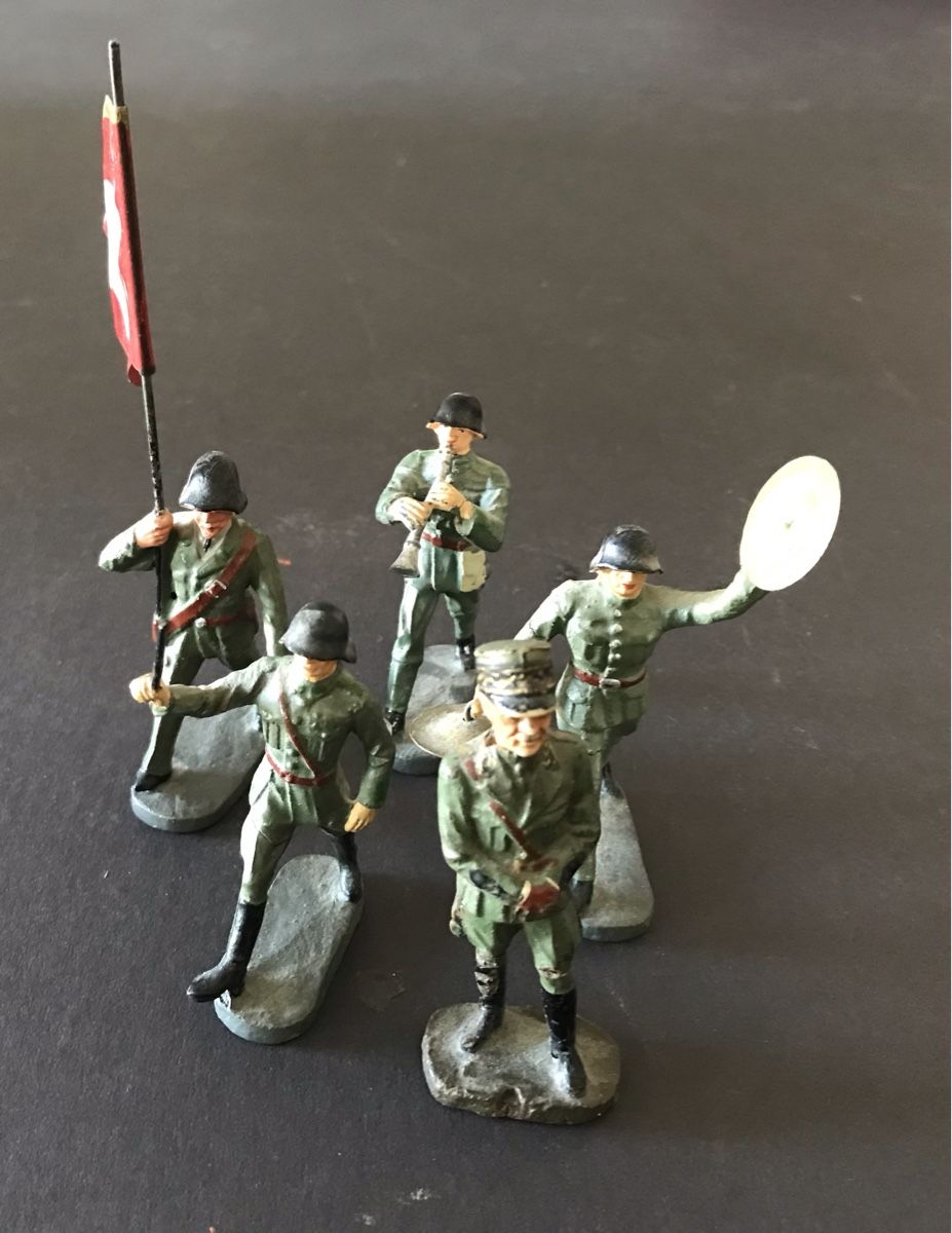 Elastolin Giocattoli: Figurines soldats suisses 5 pièces drapeau musique Elastolin – Usato da Penthaz venduto da Petrus45