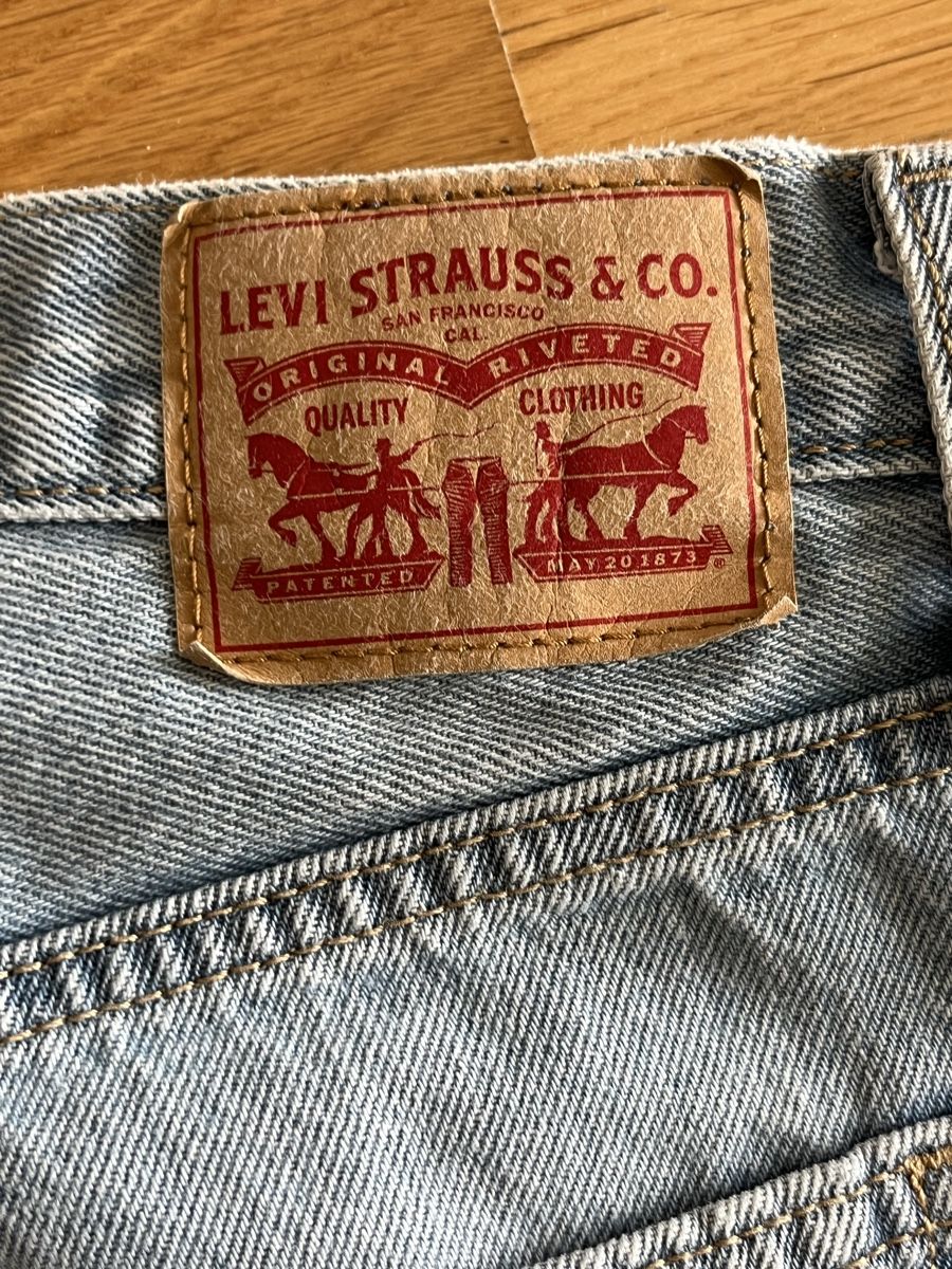 Levi's Jeans: Levi's '94 Baggy Jeans, Grösse 25 – Usato da Frauenfeld venduto da heyLani 4