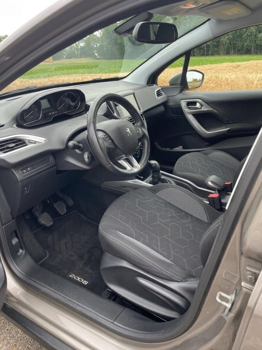 Peugeot Autos: Peugeot 2008 1.2e – Gebraucht aus Weinfelden von pemi71 4