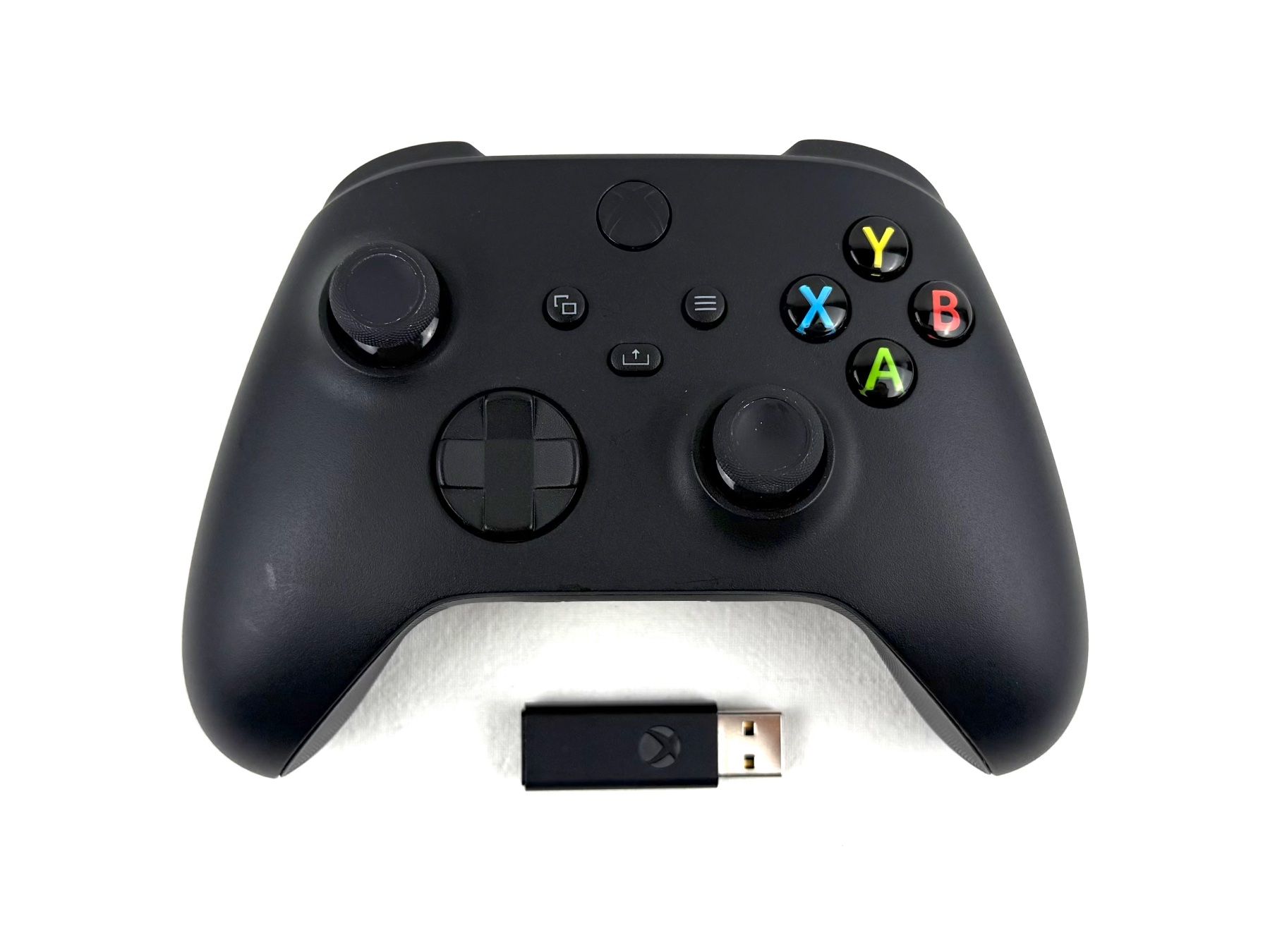 Microsoft Controller: XBOX Wireless Controller mit AkkuPack und Dongle für Windows – Usato da Lauwil venduto da fab_dnf5