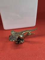 Vogel Figur aus Messing fliegend dekorativ guter Zustand