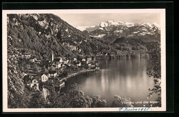 Cartoline postali: AK Vitznau, Totalansicht mit den Alpen – Usato da Berlin venduto da bartko-reher