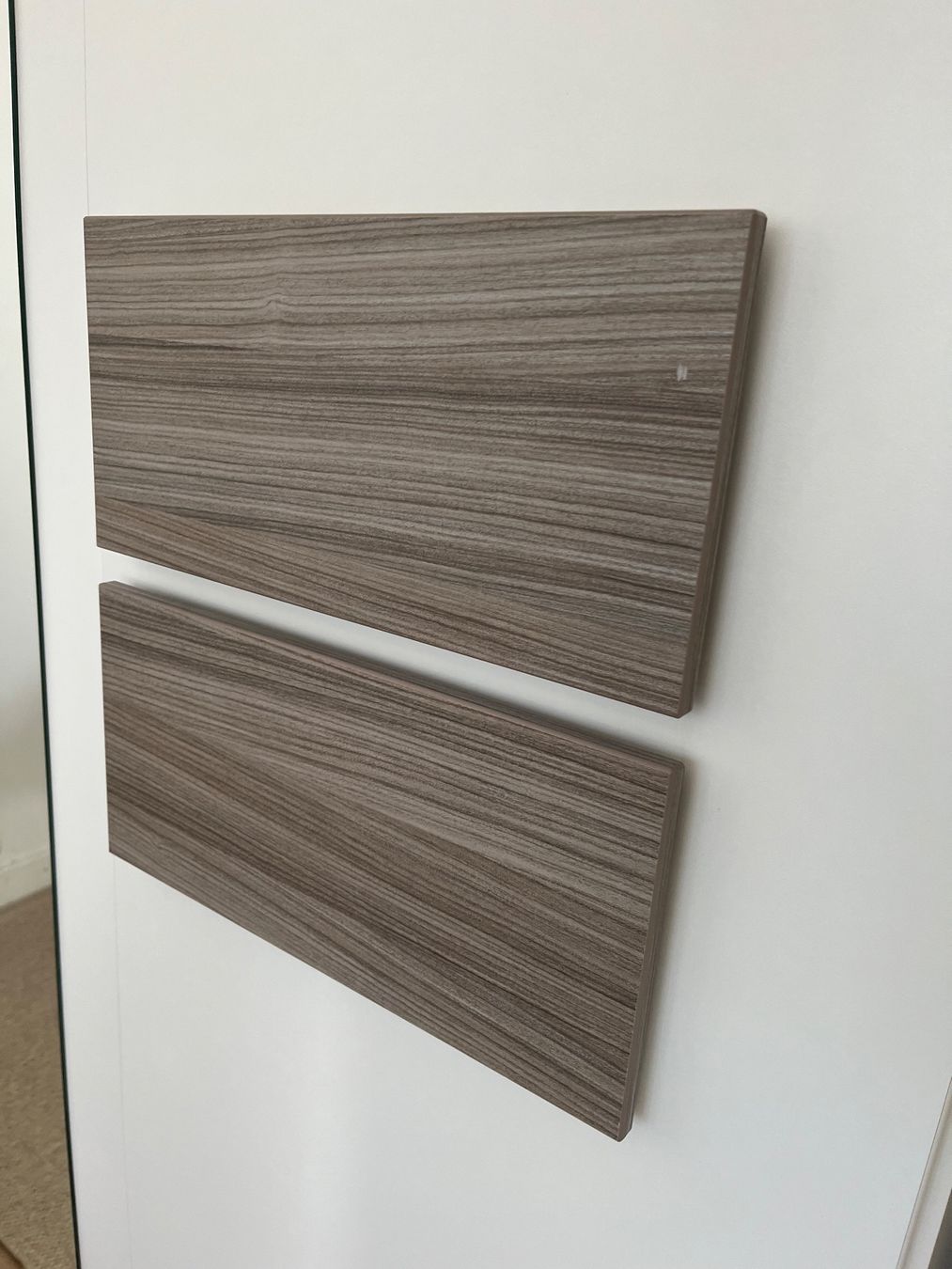Garderobe: Kleiderschrank – Gebraucht aus Winterthur von e_u_f8l2 1