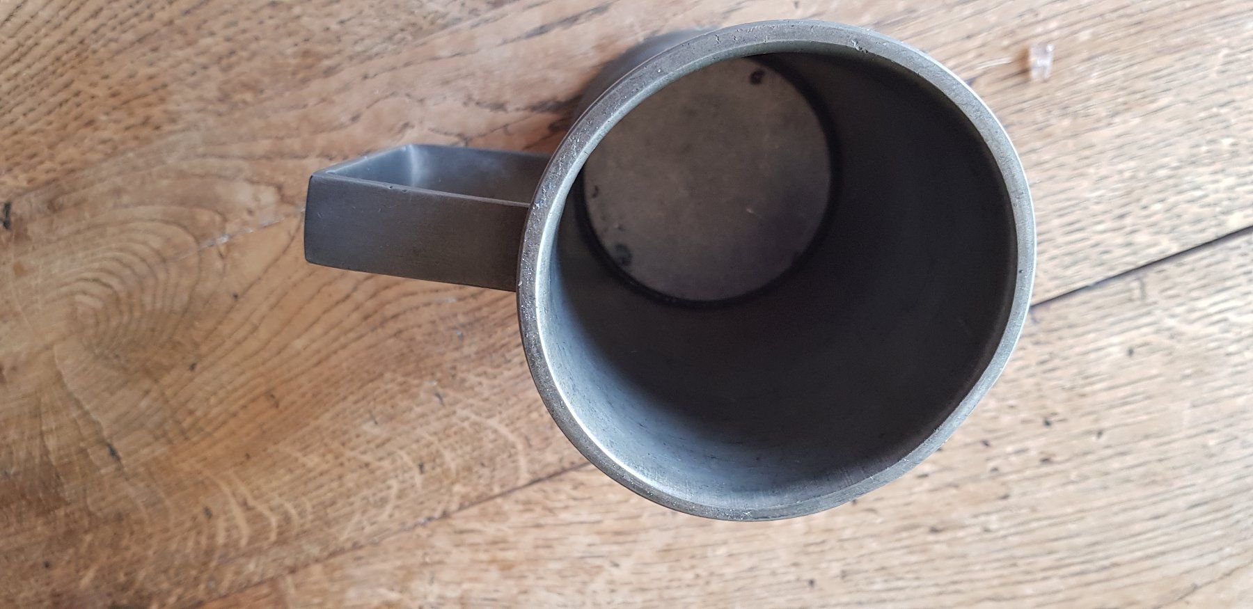Caraffe: Pichet ancien en étain – Usato da Damvant venduto da cysco-1 3