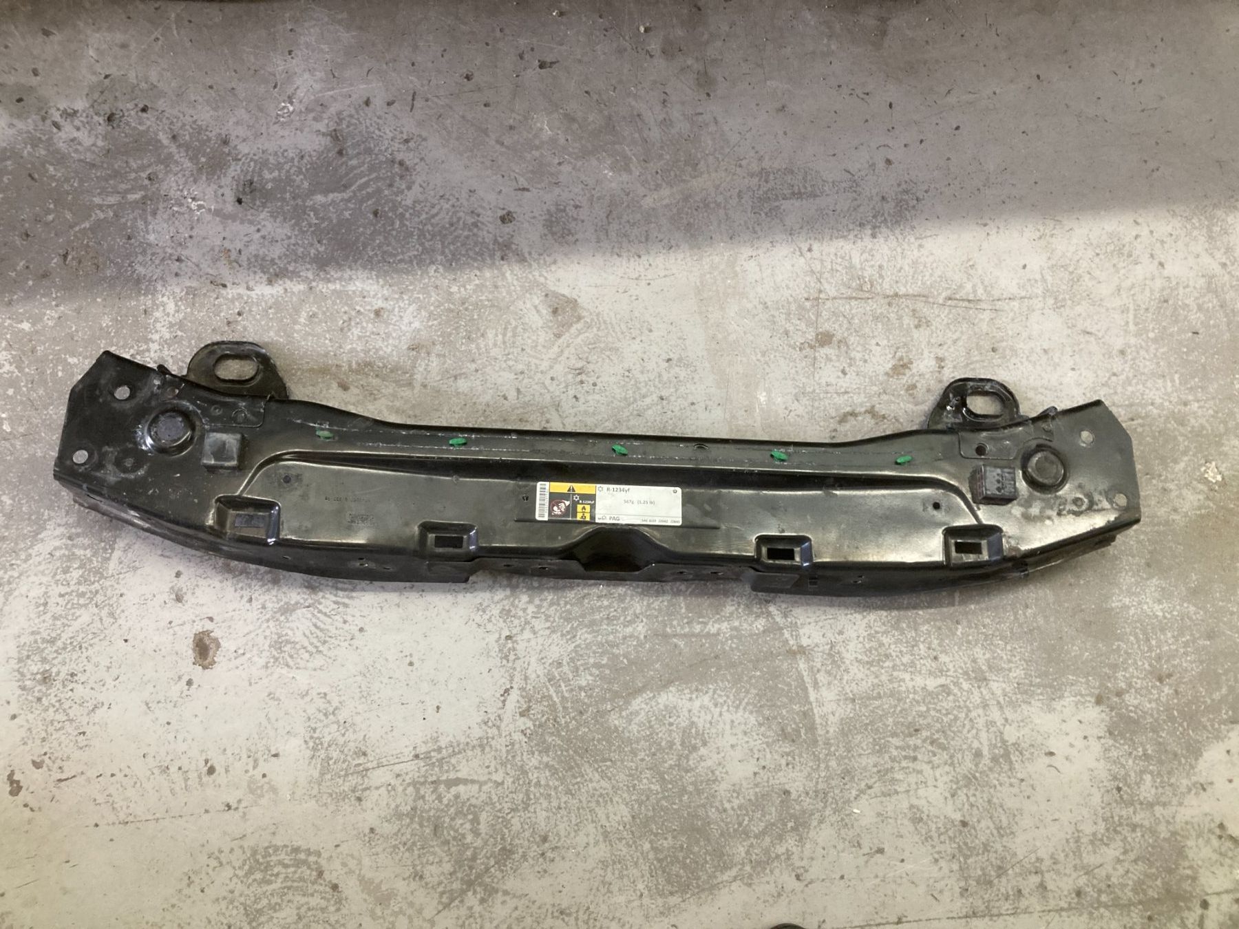 Jeep Tutti pezzi di ricambio auto: Jeep Grand Cherokee Schlossträger – Usato da Cham venduto da WB2223