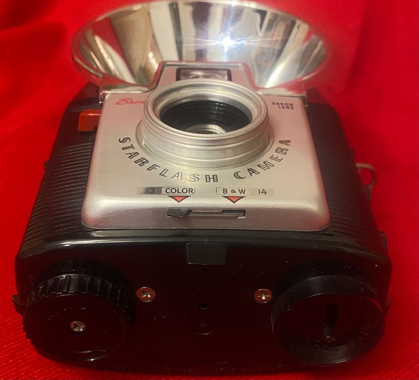 Brownie Starflash Camera Kodak Dakon Lens (Art; 264) (Gebraucht) in ...