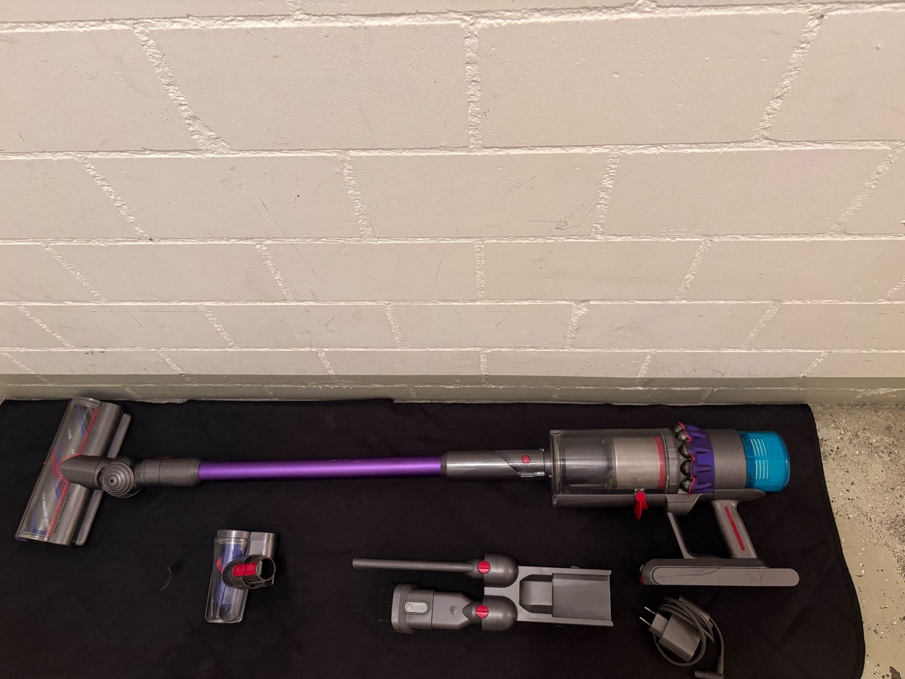 Dyson Aspirapolveri & Accessori: Dyson Gen5detect absolute Handstaubsauger – Usato da Lausen venduto da sen_jm7c 1