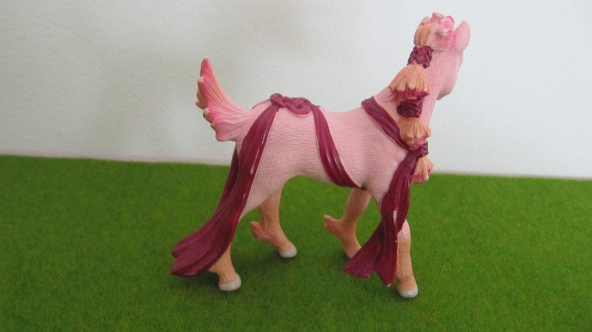 Schleich Spielzeuge: Schleich Bayala Schmuck-Einhörner – Gebraucht aus Brunnen von Kiwiland1 4