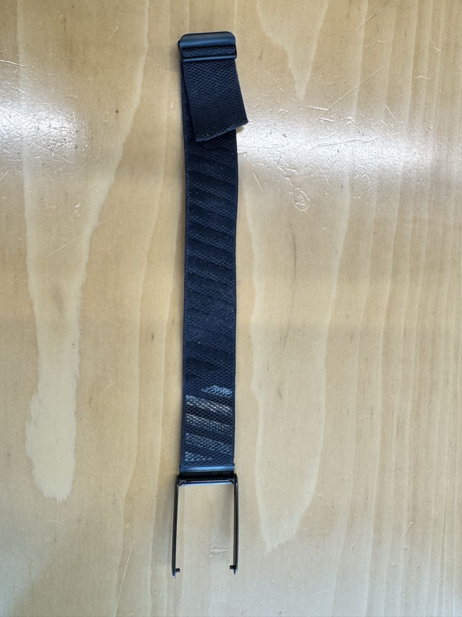 Whoop Smartwatch: Whoop Armband Schwarz – Usato da Baar venduto da fgu_z298 1