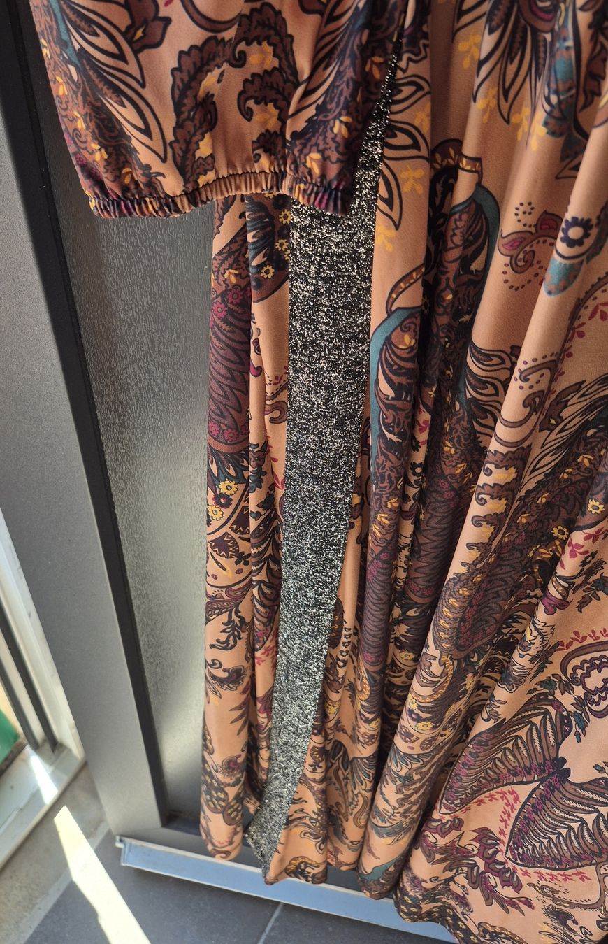 Vestiti: Kleid – Nuovo (secondo la descrizione) da Wislikofen venduto da Ana.Gomes 3