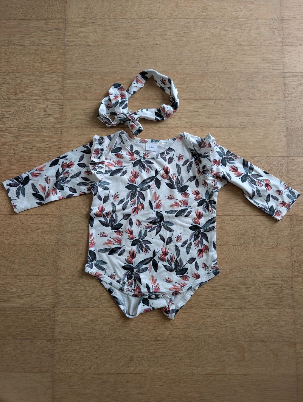 Lotti & Set di vestiti: Kleiderpaket Mädchen Gr. 62/68 – Usato da Kilchberg ZH venduto da kermit23 2