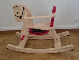 Schaukelpferd Holz natur mit roter Lehne gut erhalten