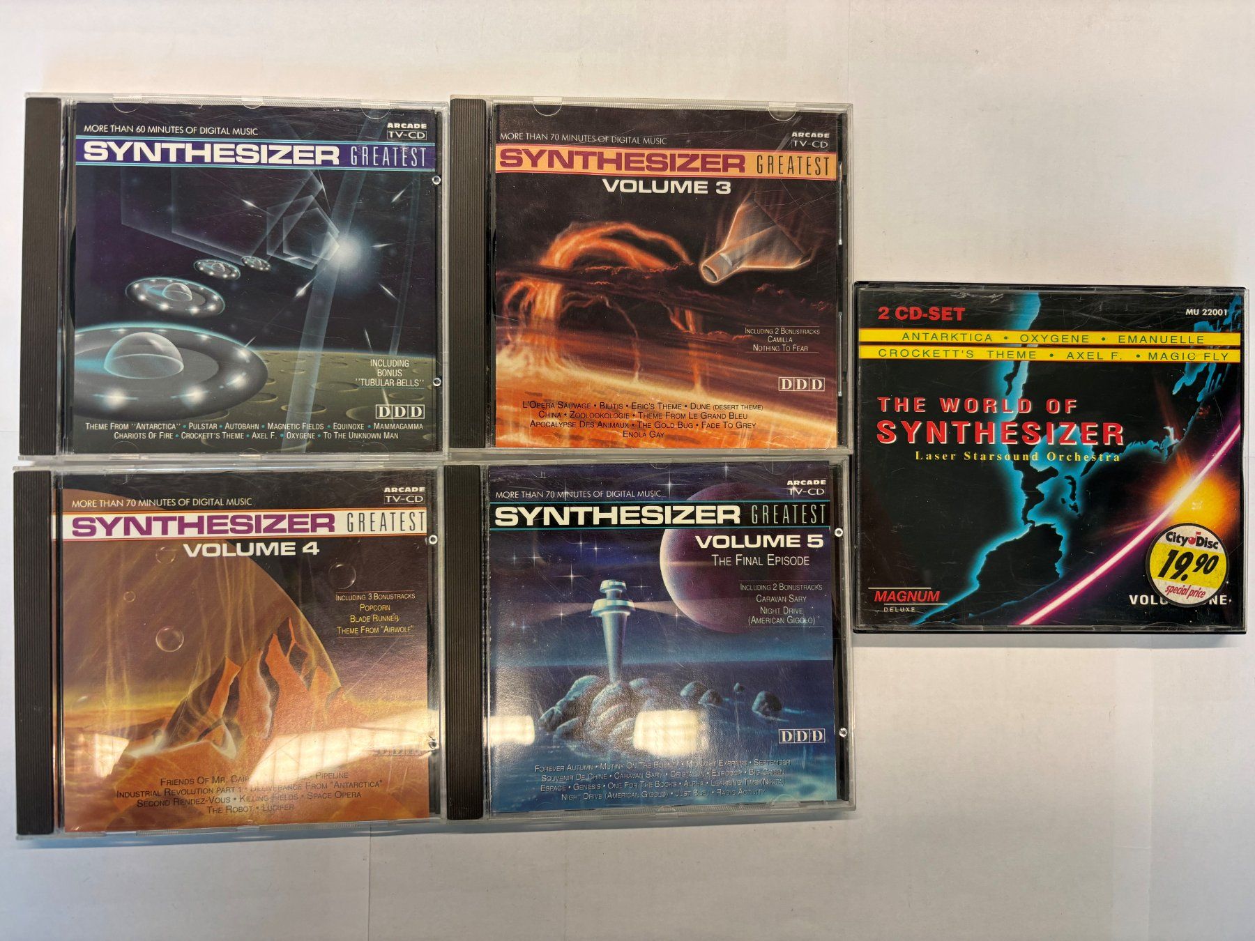 CD: CD Sammlung Synthesizer 5 Alben, 6 CDs – Usato da Basel venduto da andipfandi