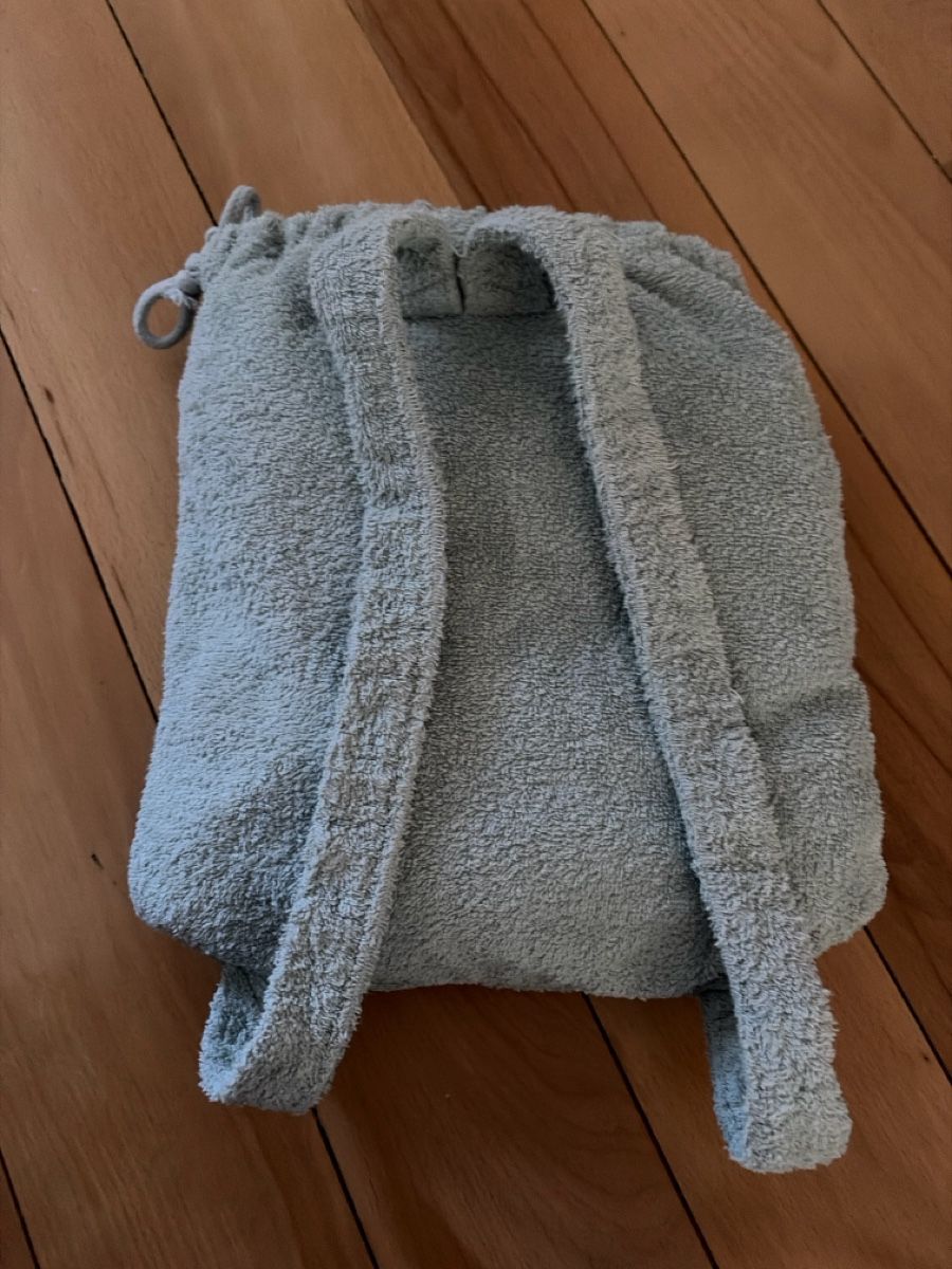 Liewood Teli da bagno: Badetuch Liewood Rucksack Hase – Usato da Wallisellen venduto da k-milch 1
