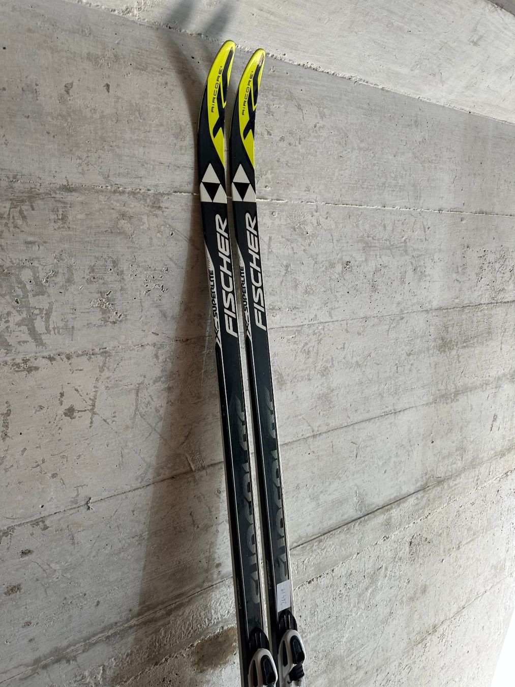 Fischer Sci: Fischer Klassisch Langlaufski 192CM – Usato da Emmenbrücke venduto da karkarkar 1