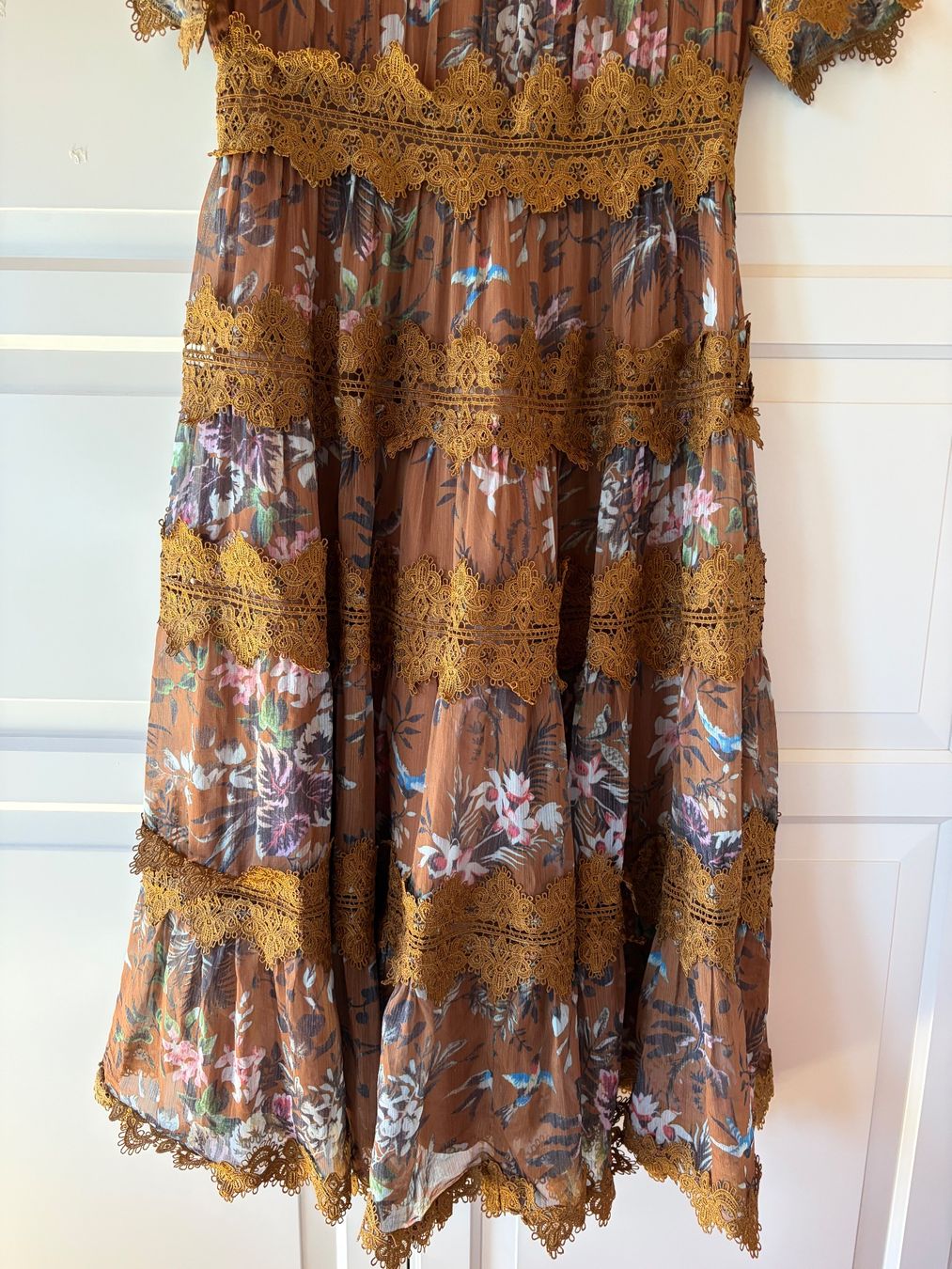 Kleider: Floral Brown Midi Dress – Gebraucht aus St.Josefen von lop_lh8d 6