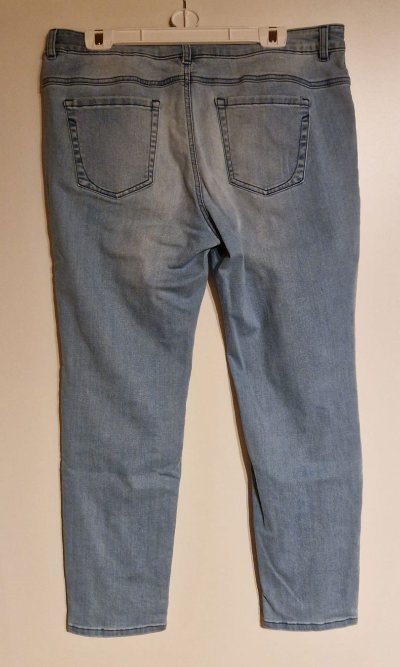 Tom Tailor Jeans: Jeans Tom Tailor, hellblau, neuwertig – Nuovo (secondo la descrizione) da Oberdorf BL venduto da Eselsohr21 1