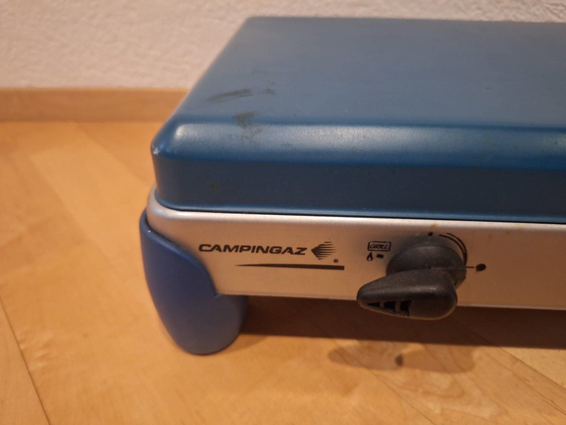 Campingaz Cucine: Campingaz Camping Kitchen 2-flammiger Gaskocher – Usato da Ipsach venduto da nik_6hkj 1