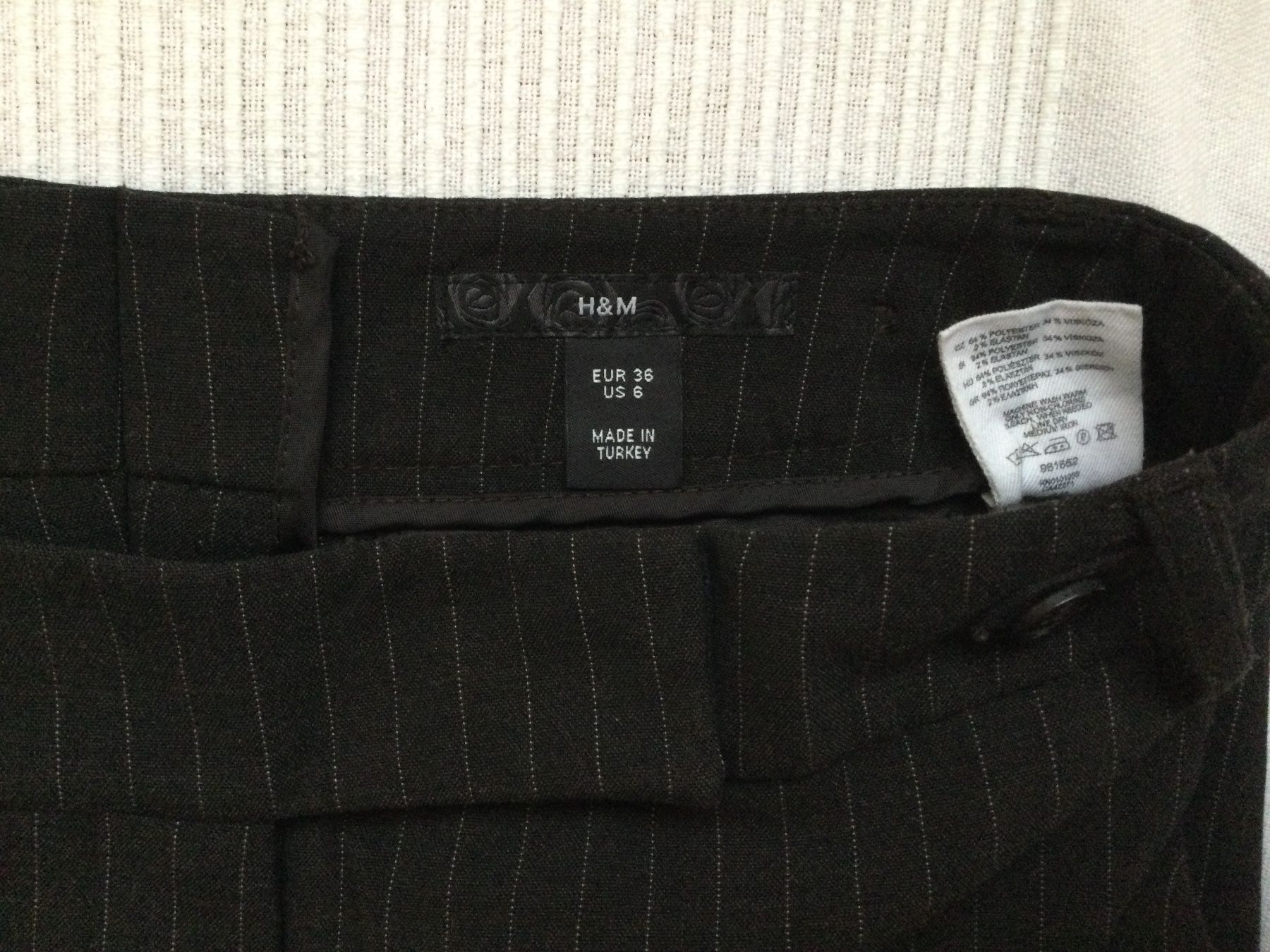 H&M Pantaloni: Braune Anzug Hose H&M 36 – Usato da Zürich venduto da Janakpur 6