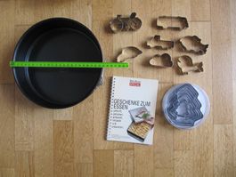 BackSet mehrteilig: Springform 24 cm + Ausstecher + Büchlein