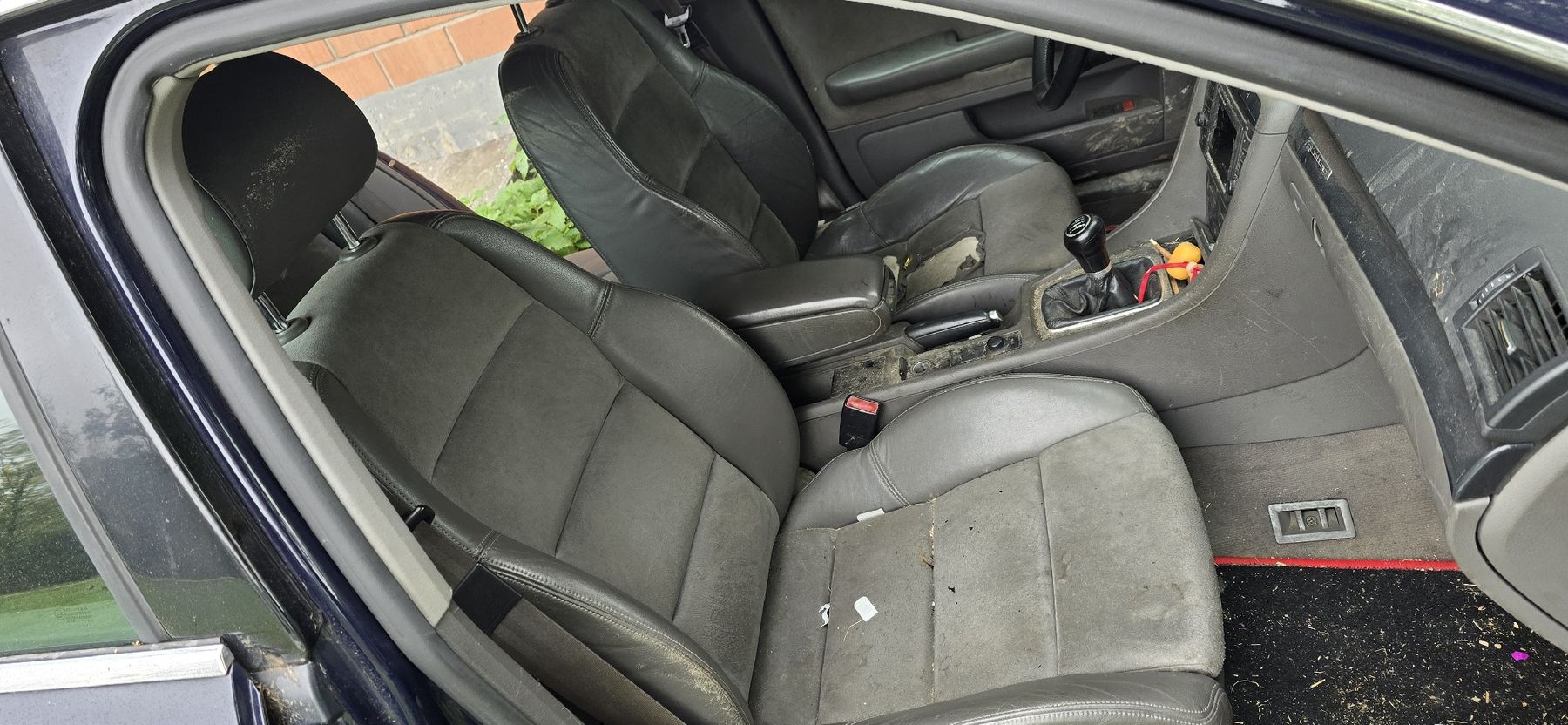 Audi Autos: Audi  a4 b6 3.0 – Defekt aus Steg im Tösstal von 12case55 8