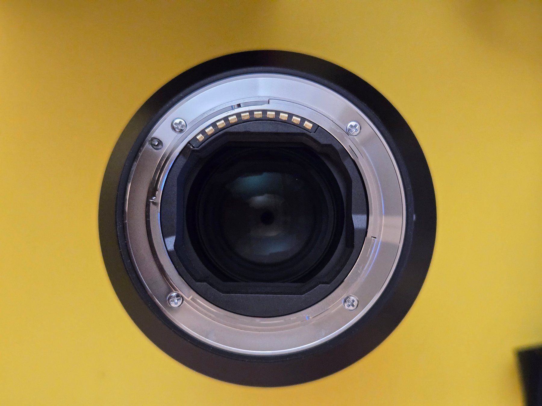 Sony Obiettivi: Sony FE 135mm f/1.8 GM – Nuovo (secondo la descrizione) da Dübendorf venduto da SaAbba 1