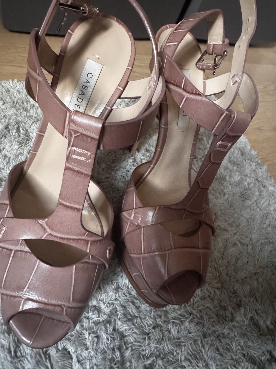 Casadei Scarpe da donna: Casadei Sandalen, Gr. 38 last price – Nuovo (secondo la descrizione) da Münchenstein venduto da By.gabriela.v 5