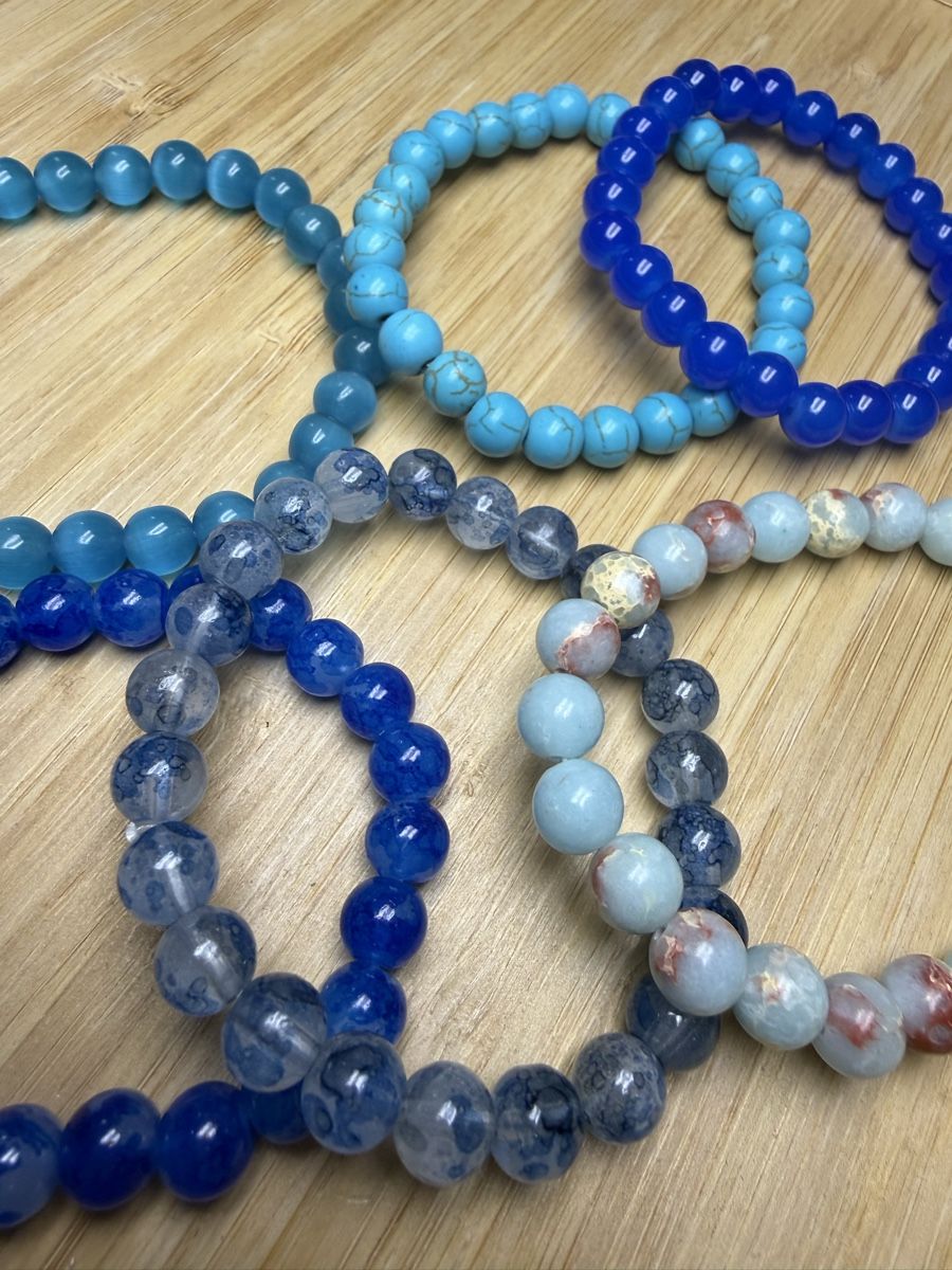 Bracciali & Braccialetti: Perlenarmbänder Set 6 Stück blau gemischt NEU – Nuovo e nell'imballaggio originale da Wald ZH venduto da Carloiten 4