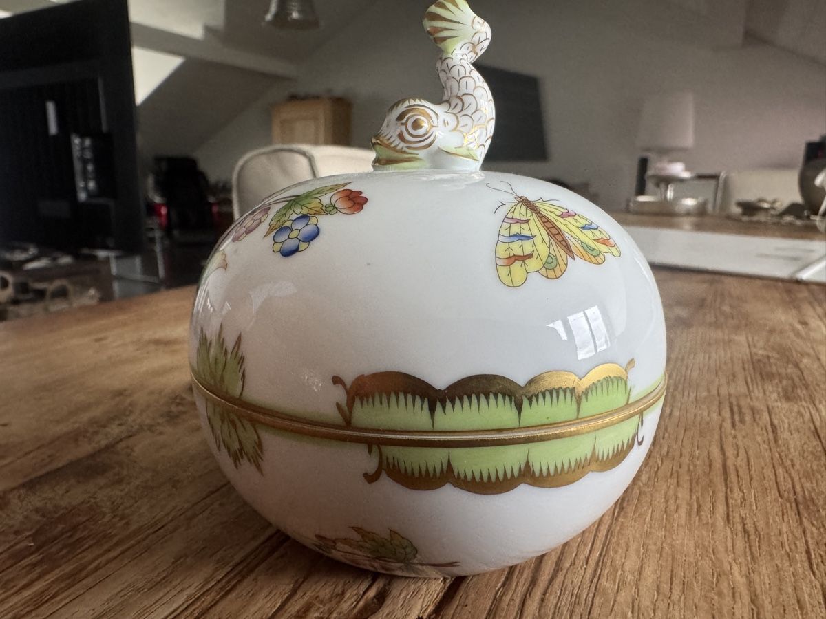 Herend Zuccheriere: Herend Zuckerdose – Usato da Wilen b. Wollerau venduto da Loonyacht 2