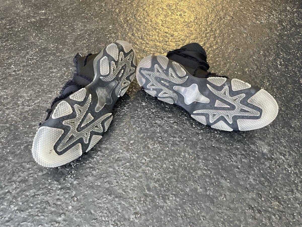 Valentino Damenschuhe: Red Valentino Stoff Turnschuhe schwarz – Gebraucht aus Windisch von rascale 4