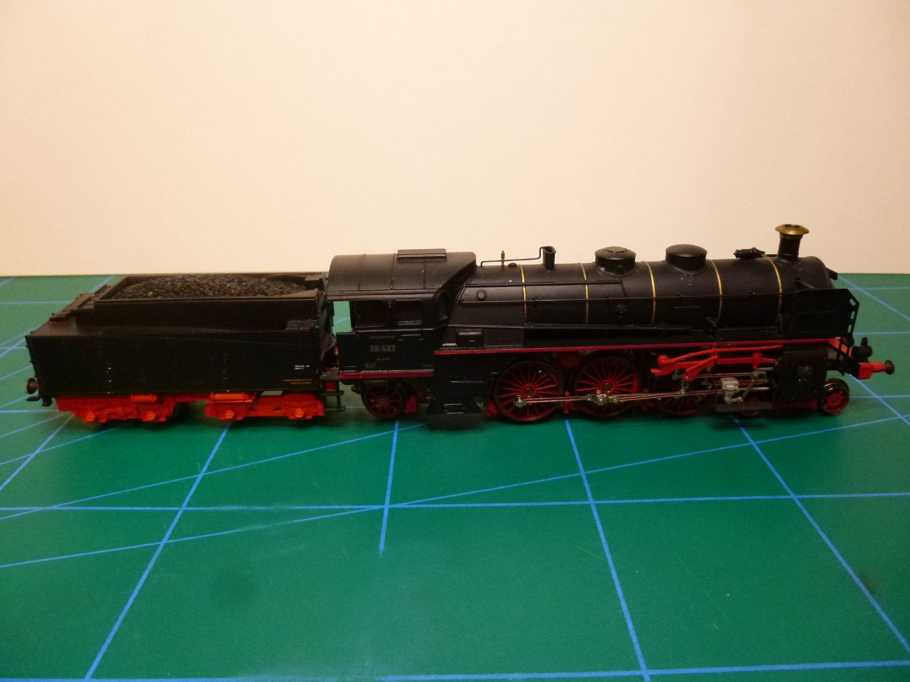 Märklin Trains électriques: Märklin BR 18.4 Digital avec son – Neuf avec emballage d'origine à Colombier NE par Morel56 1