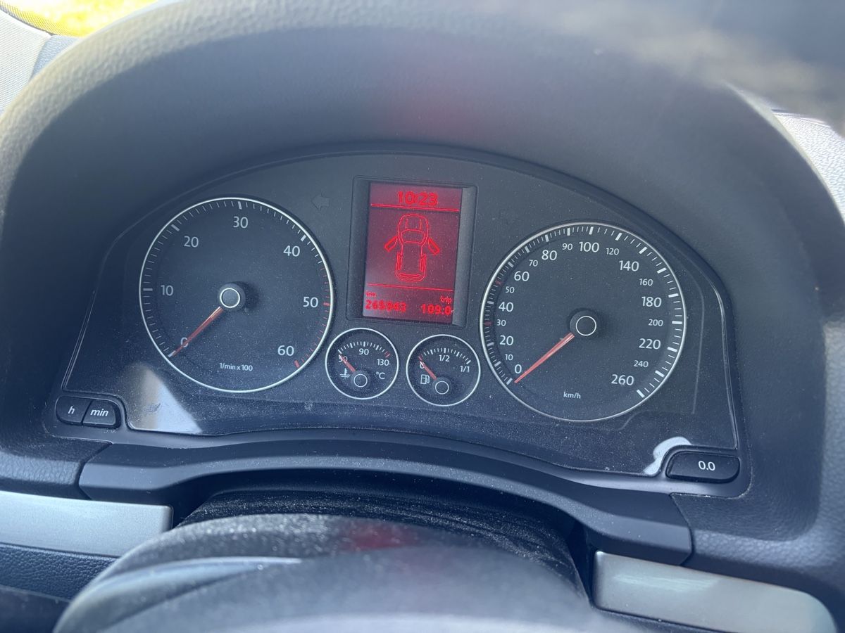 VW Automobili: VW Golf TDi 4Motion – Usato da Schangnau venduto da hae_8sgs 6