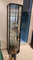 Glasvitrine schwarz mit vier Fachböden guter Zustand