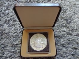 Grande médaille Bahamas 10 $ 1978 - 5è anni. indépendance