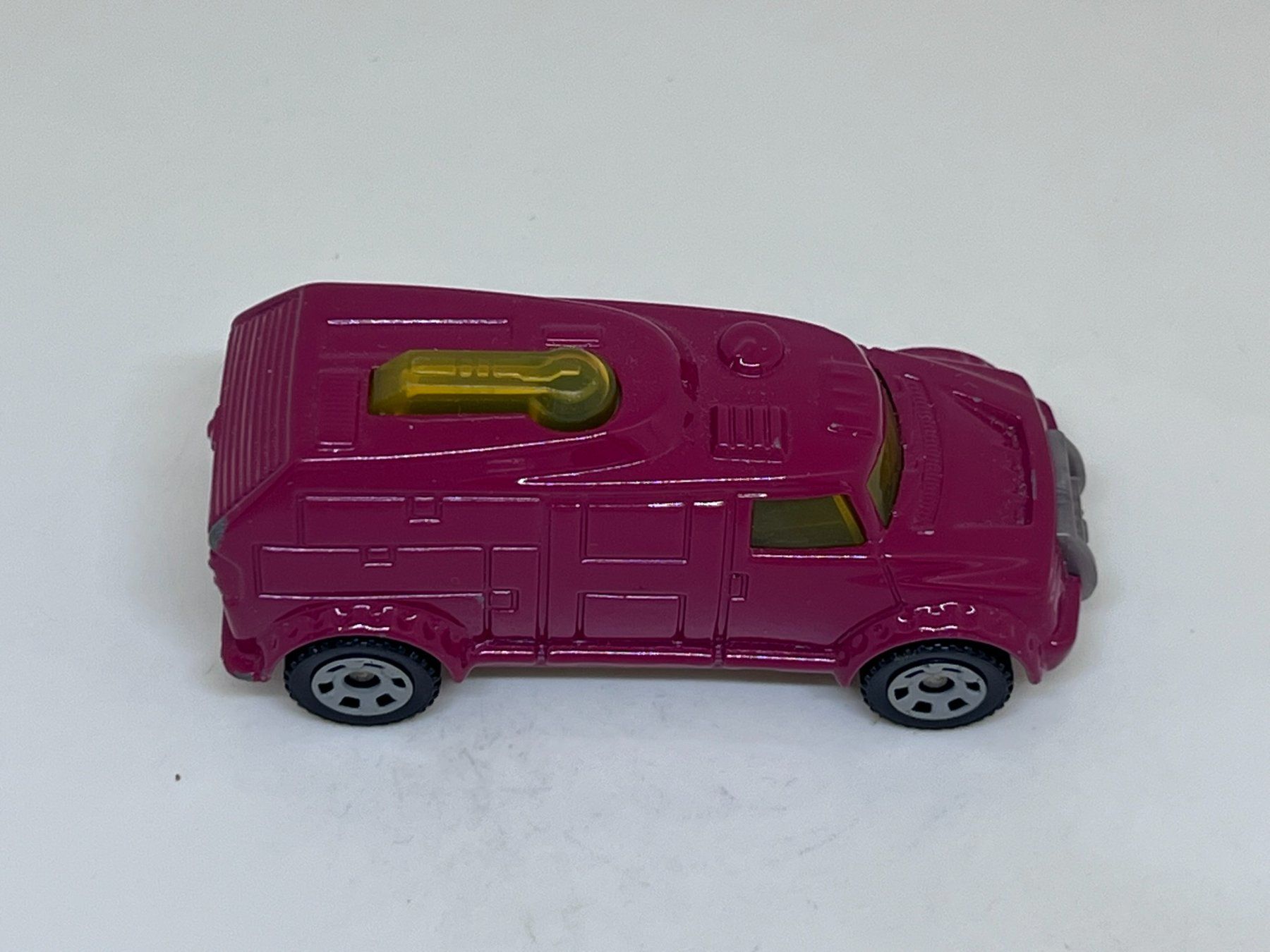 Matchbox Modellini d'auto: Matchbox Mobile Command #62 – Usato da Wildegg venduto da LaaBoutique 1