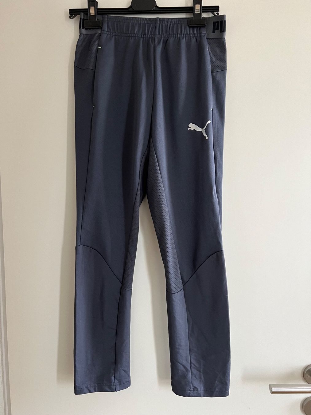 Puma Pantaloni: Puma Drycell Laufhose – Usato da Widnau venduto da sasabine
