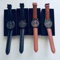 4 Stück Armbanduhren Fabrikneu und ungetragen