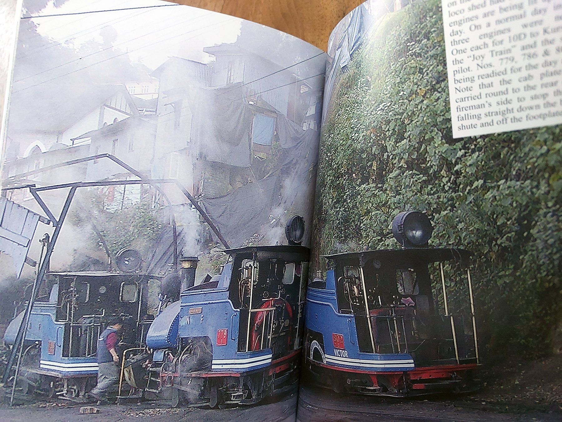 Bücher: Middleton Press - Darjeeling Revisited – Gebraucht aus Schönenwerd von Steidi 2