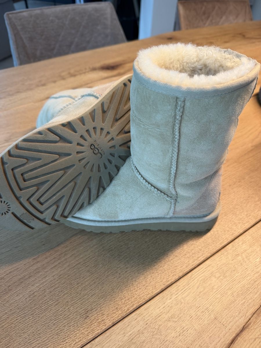 Ugg Herrenschuhe: UGG Boot Gr 38 – Gebraucht aus Weisslingen von Gismo80 2