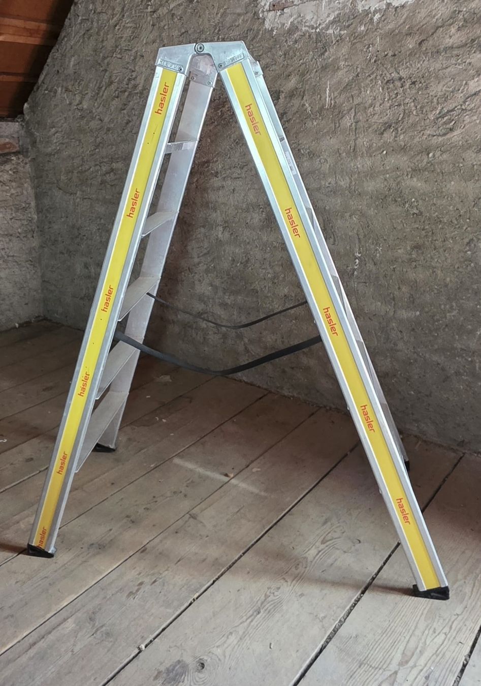 Scale: HB Systeme Bockleiter 1.44m 6 Spross – Usato da Umiken venduto da Mr0o0ME
