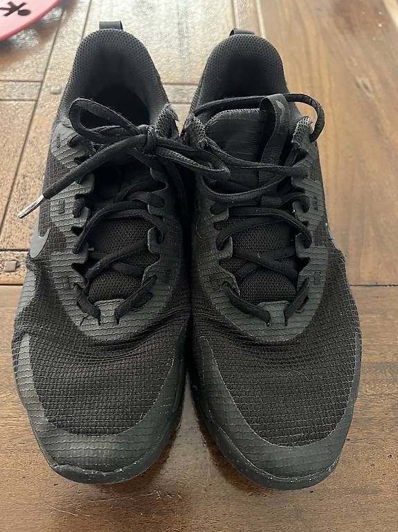 Herrenschuhe: Scarpe Nike 41 – Gebraucht aus Viganello von bia_x25w