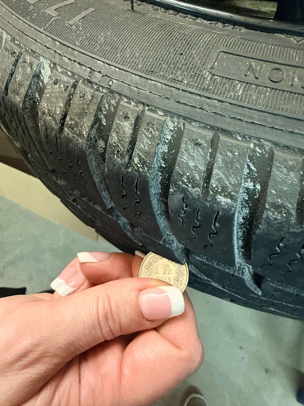 Mini Pneus & Kompletträder: Winterkompletträder MINI Cooper SE – Gebraucht aus Wil SG von 19Andreas82 4