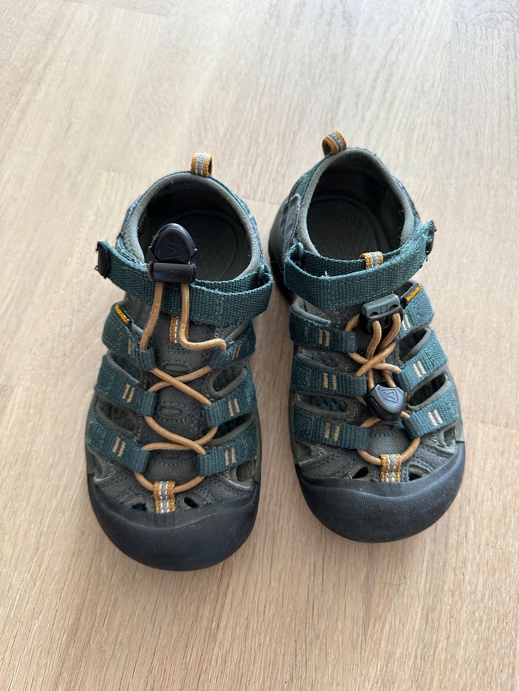 Keen Scarpe per ragazzi: Keen Sandalen Gr 31 – Usato da Gümligen venduto da xifenglie 1
