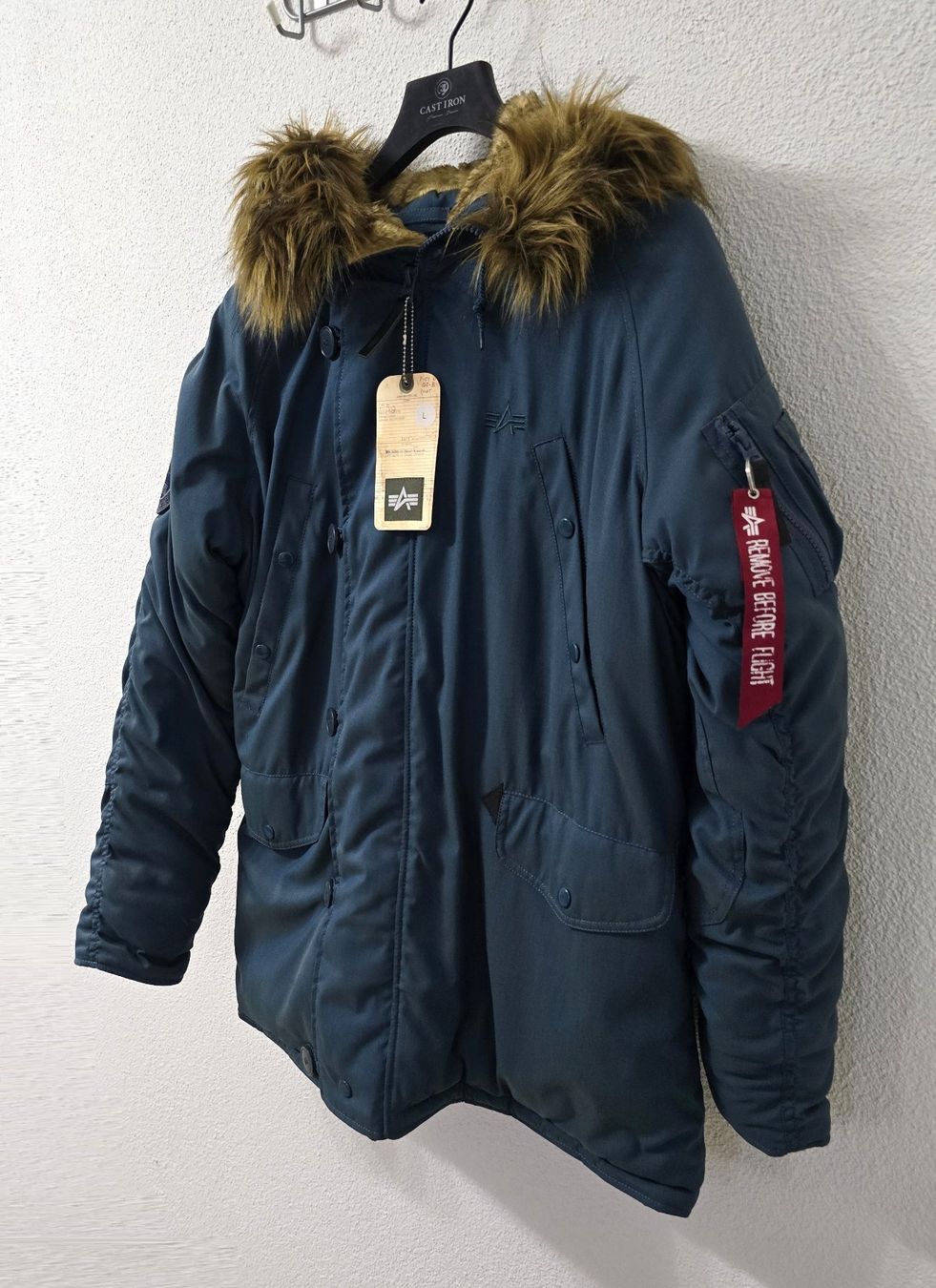 Alpha Industries Cappotti: Alpha Industries Explorer Herren Winterjacke Mantel Grösse L – Nuovo e nell'imballaggio originale da Oetwil an der Limmat venduto da dhantal 3