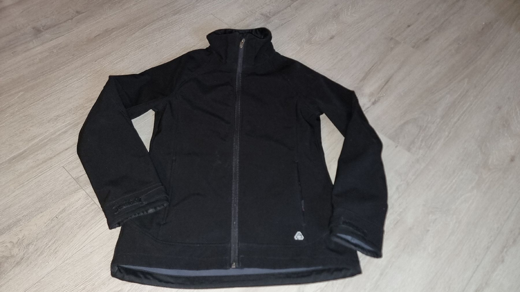 Jacken: H&M Softshell Jacke, Schwarz, Gr. 164, Top Zustand  – Neu (gemäss Beschreibung) aus Wigoltingen von Zuckerfee84