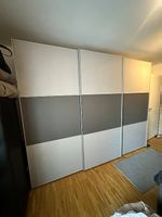 Schrank zu verkaufen