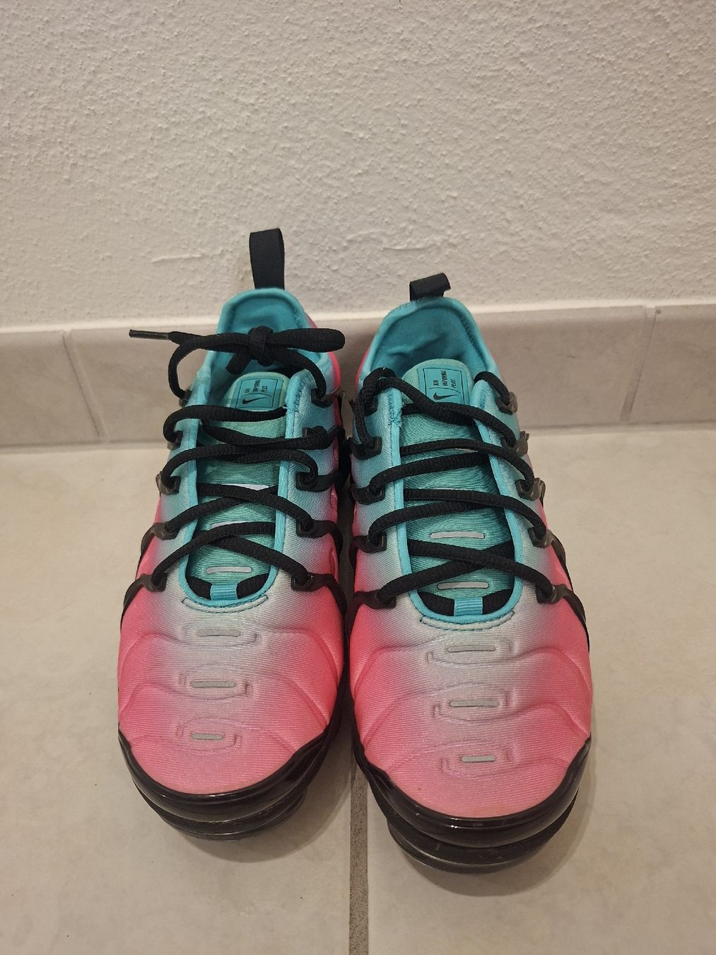 Scarpe da donna: nike Air Vapormax plus 38 – Usato da Hombrechtikon venduto da cia_kks2